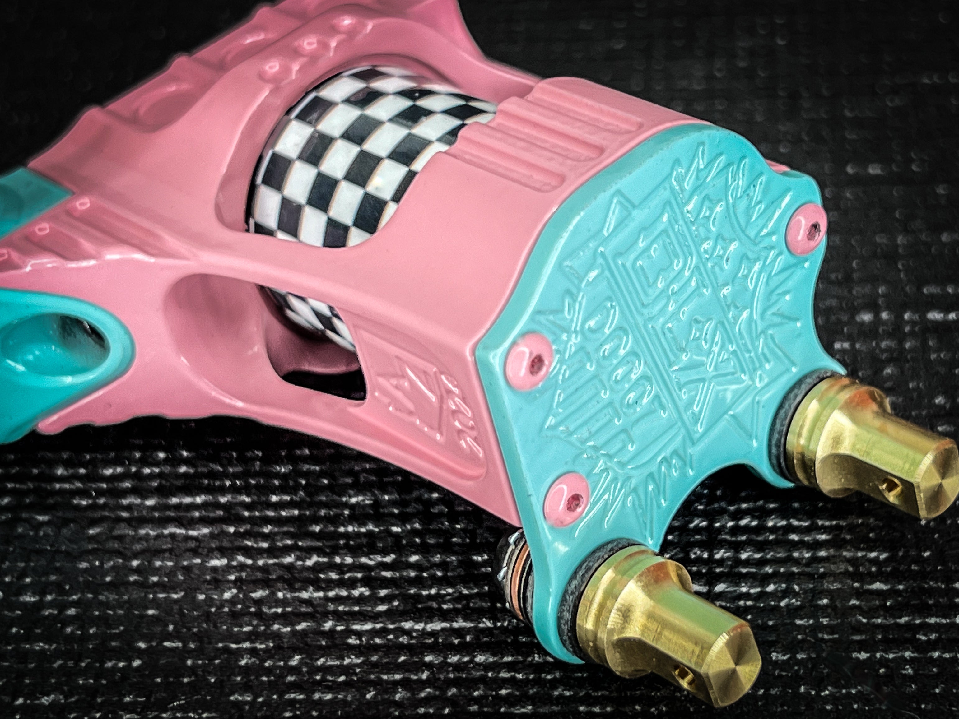 DLX – Shagbuilt