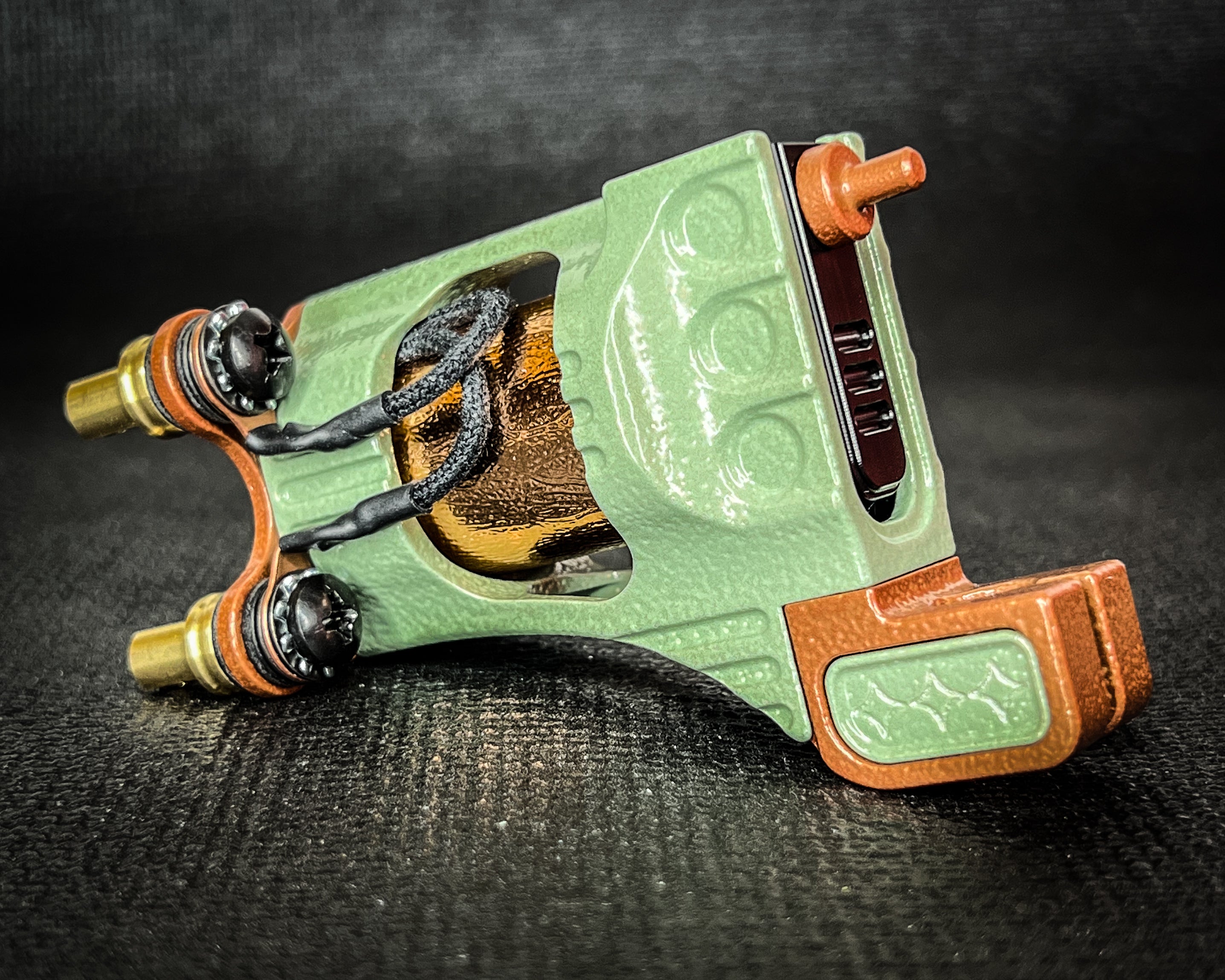 DLX – Shagbuilt